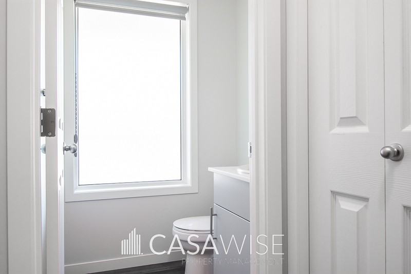 17211 9a Ave Sw #17211 - Photo 5 of 12