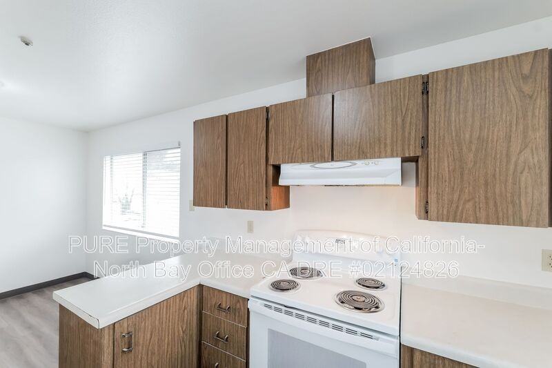 5060 Roma St - Photo 6 of 18