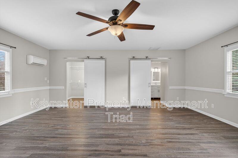 8022 Linville Rd - Photo 7 of 40