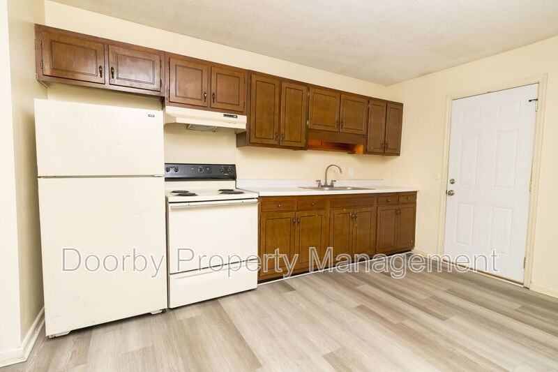 7833 Basswood Dr - Photo 4 of 12