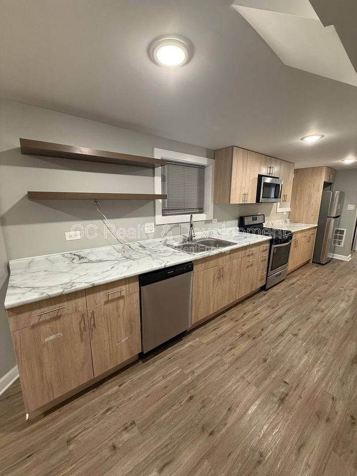 6416 S Drexel Ave #G - Photo 2 of 10