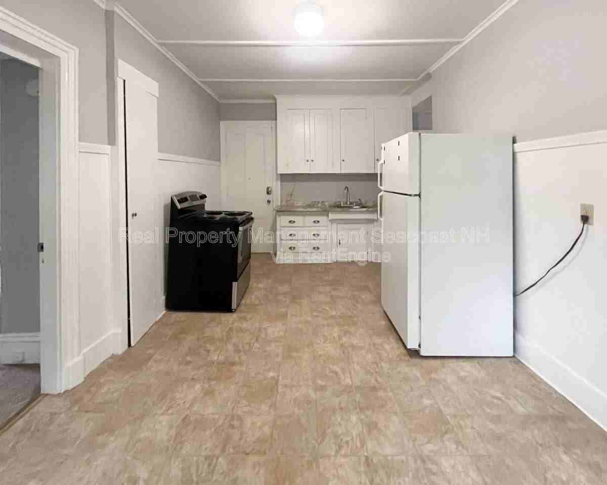 11 Beacon St #2 - Photo 3 of 10