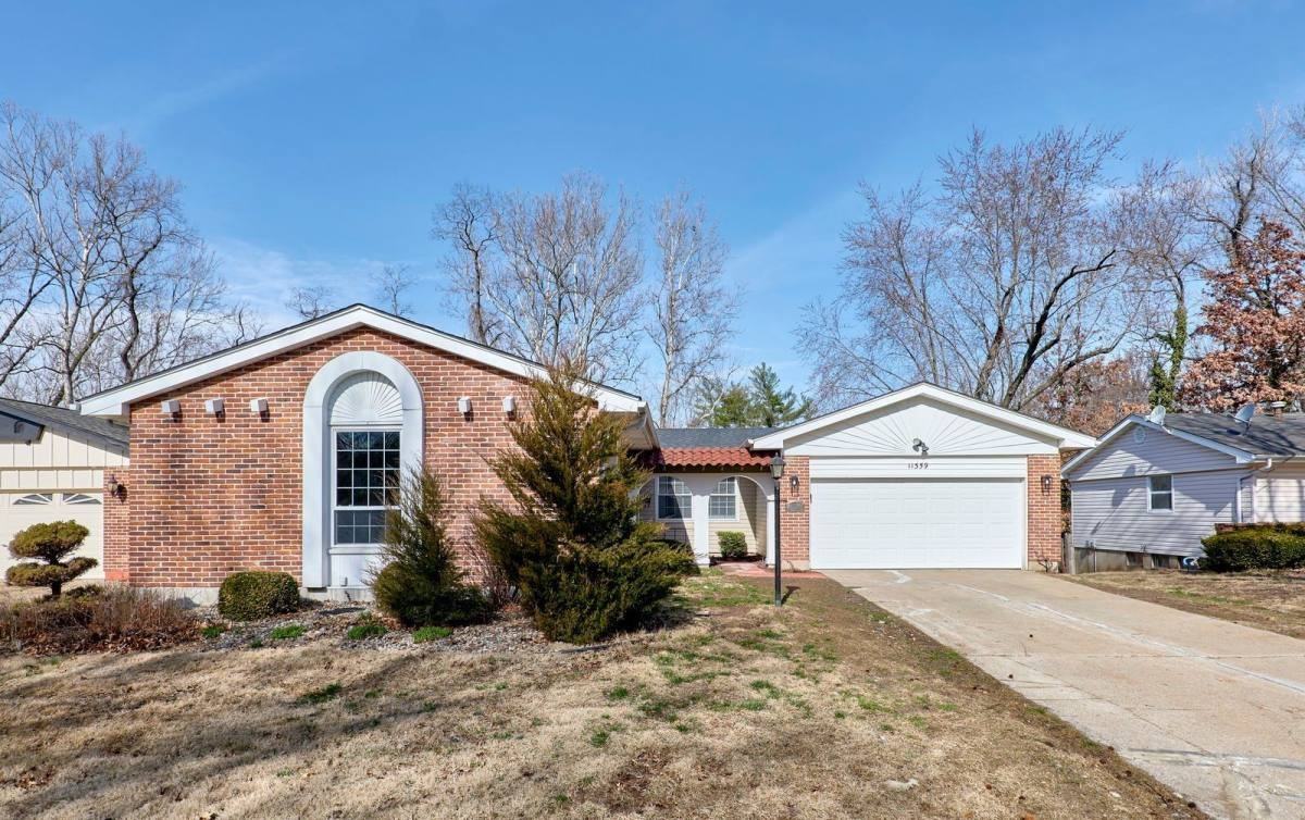11359 Prentice Dr - Photo 3 of 10