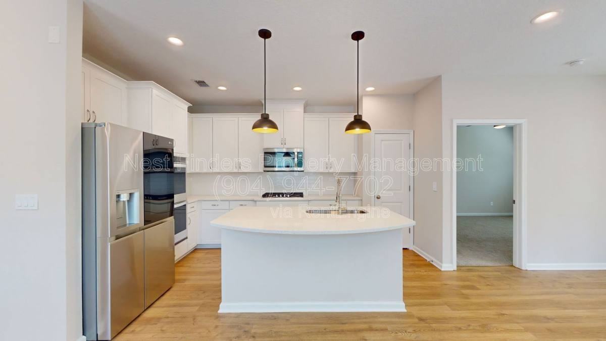 389 Charlie Way - Photo 5 of 10