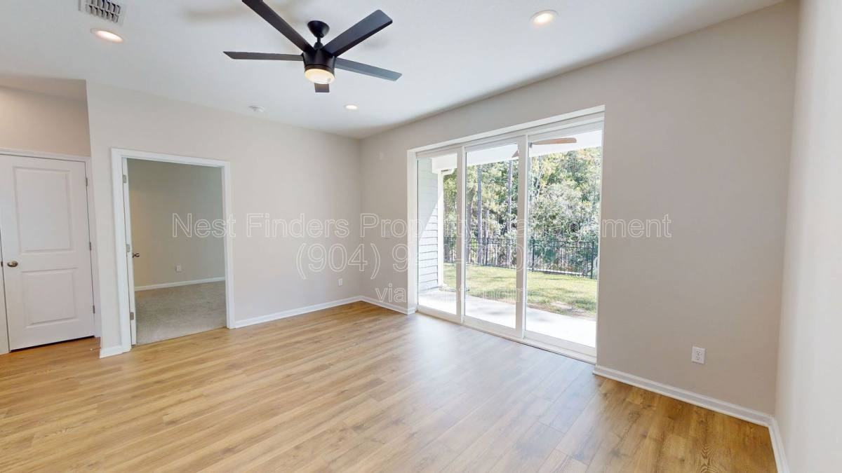 389 Charlie Way - Photo 7 of 10