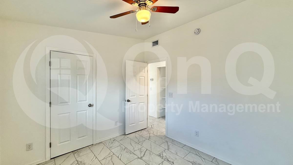 741 E Erie St #1 - Photo 4 of 10