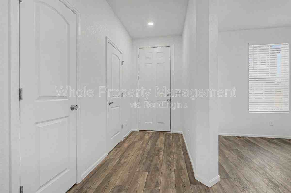 28466 E 6th Pl - Photo 2 of 10