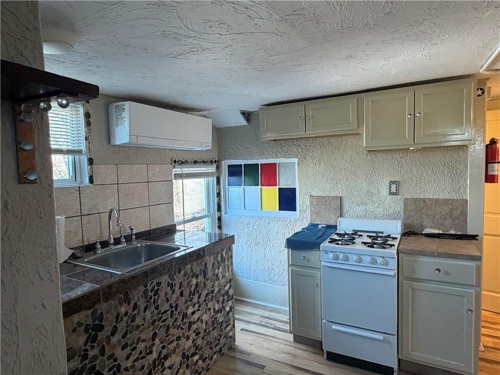 69 Hope St Street, 3rd floor - Photo 7 of 27