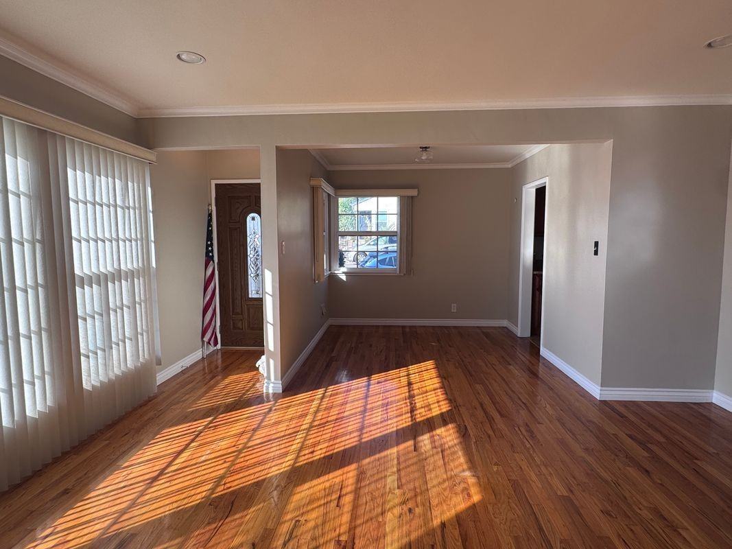 344 N Spruce St - Photo 7 of 22