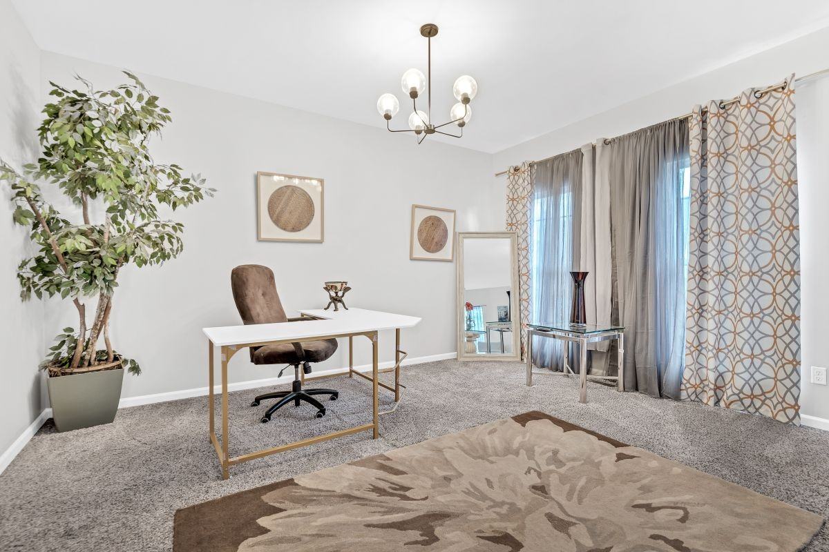 5077 Stonewood Pines Dr - Photo 2 of 15