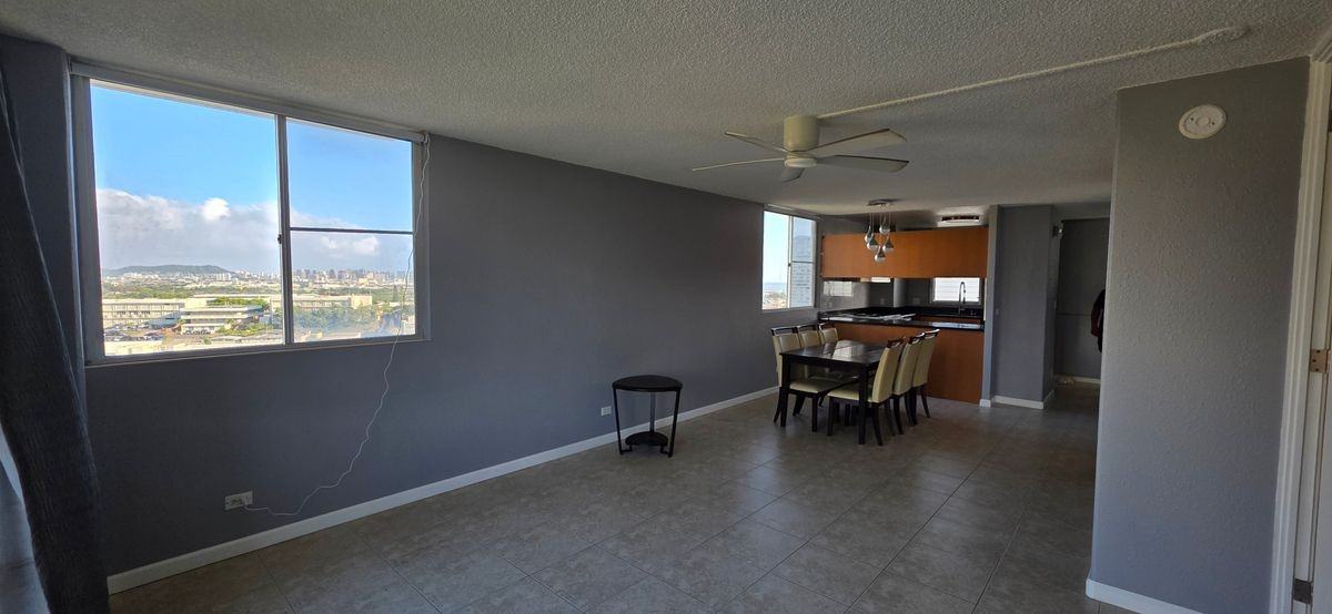 1160 Ala Napunani St - Photo 2 of 3