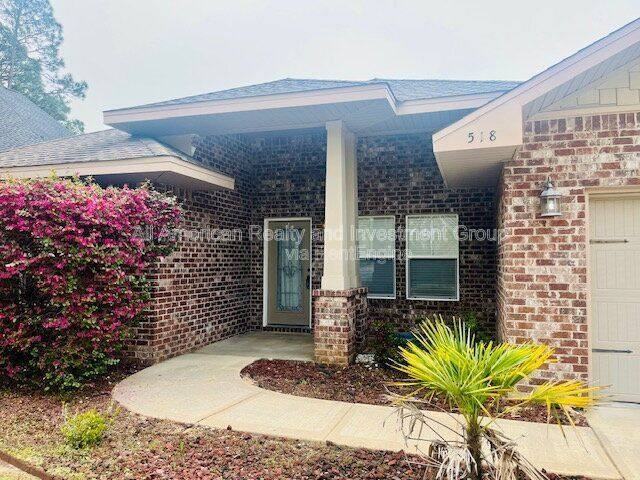 518 Lakeview St - Photo 3 of 10