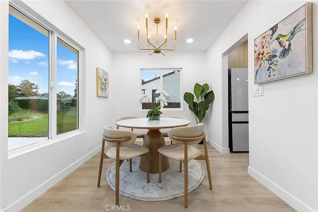 344 Pamela Rd - Photo 7 of 19