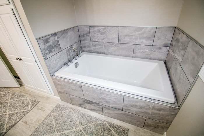 2920 Mcclain Dr - Photo 6 of 12