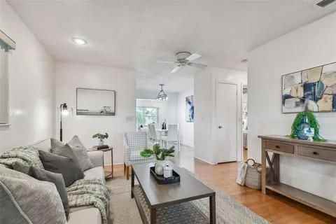 5626 21st Ave N - Photo 3 of 10