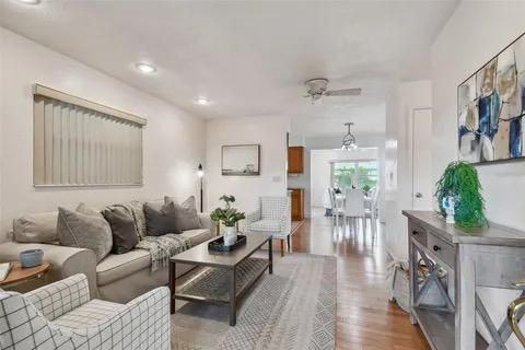 5626 21st Ave N - Photo 4 of 10