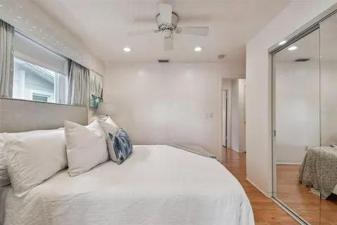 5626 21st Ave N - Photo 7 of 10