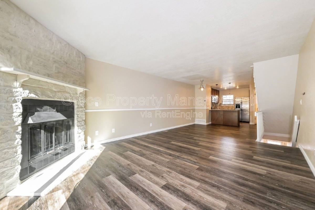 8165 S Fillmore Way - Photo 2 of 10