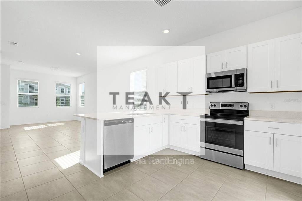 3371 Composition St - Photo 3 of 10