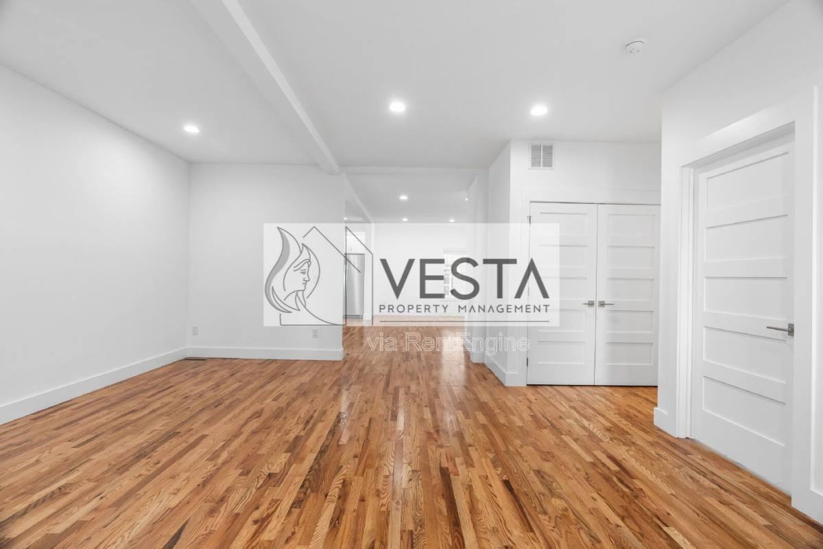 510 Deaverview Rd - Photo 5 of 10