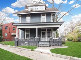 featured image of 1419 Se 2nd St