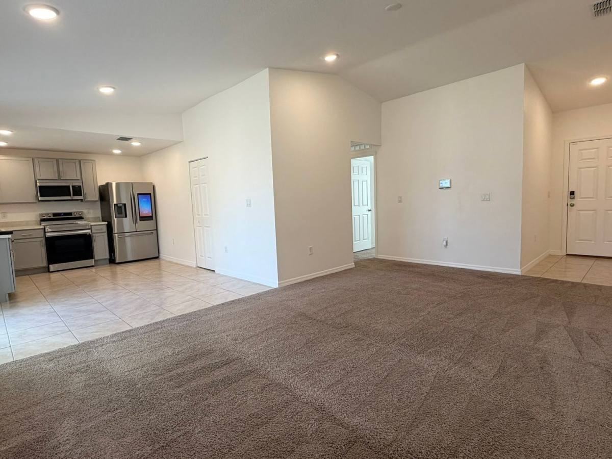 225 Dogfish Ln - Photo 3 of 10