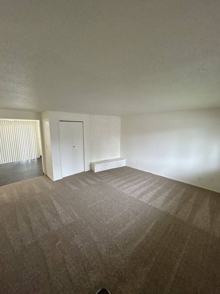 3924 Iberis St Ne - Photo 2 of 10