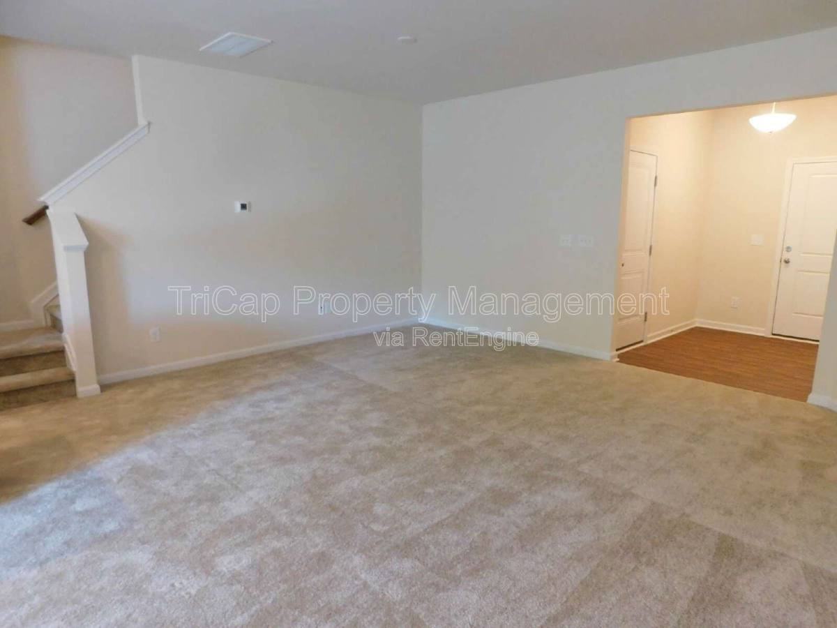 312 White Oak Ridge Dr - Photo 2 of 10