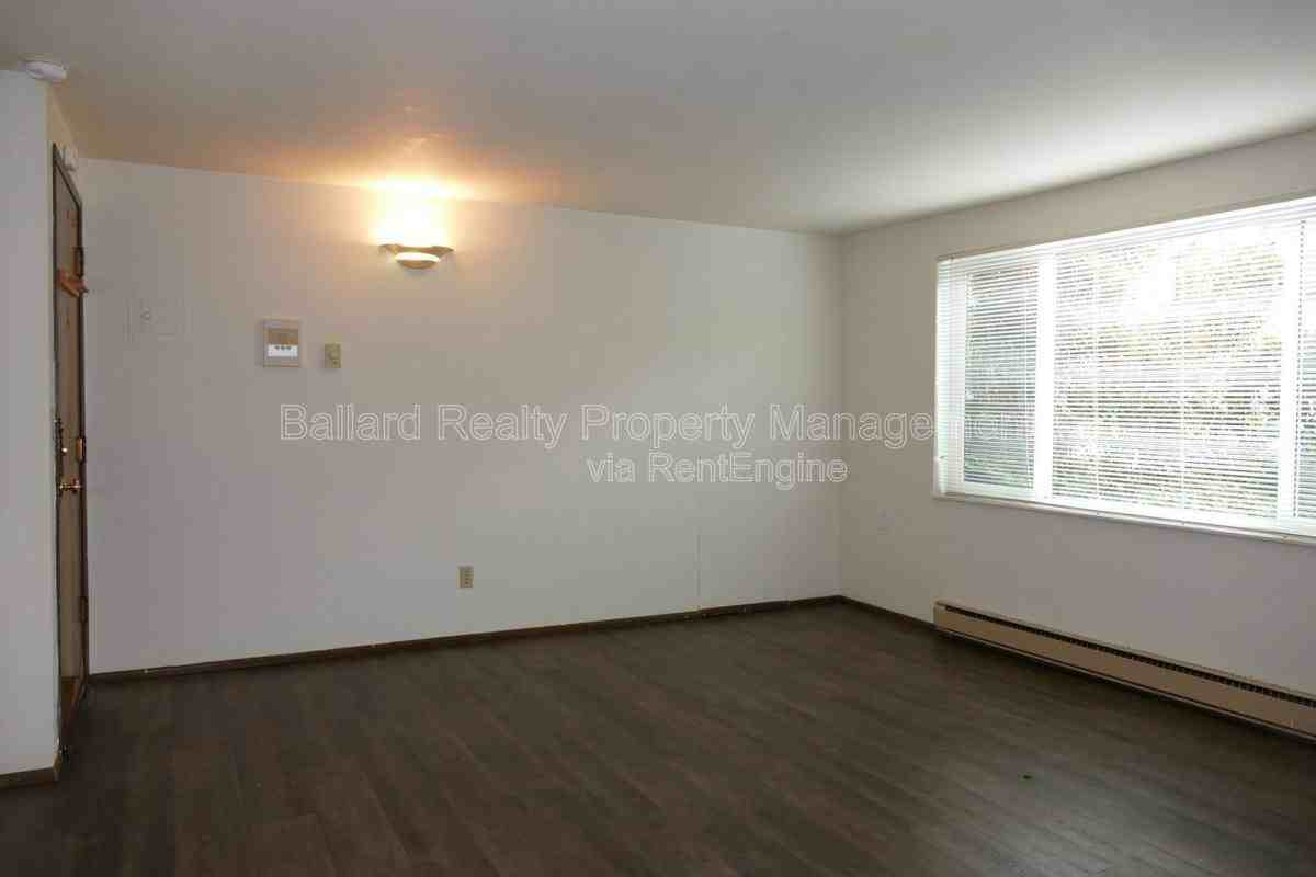 3018 Nw 85th St #11 - Photo 6 of 10