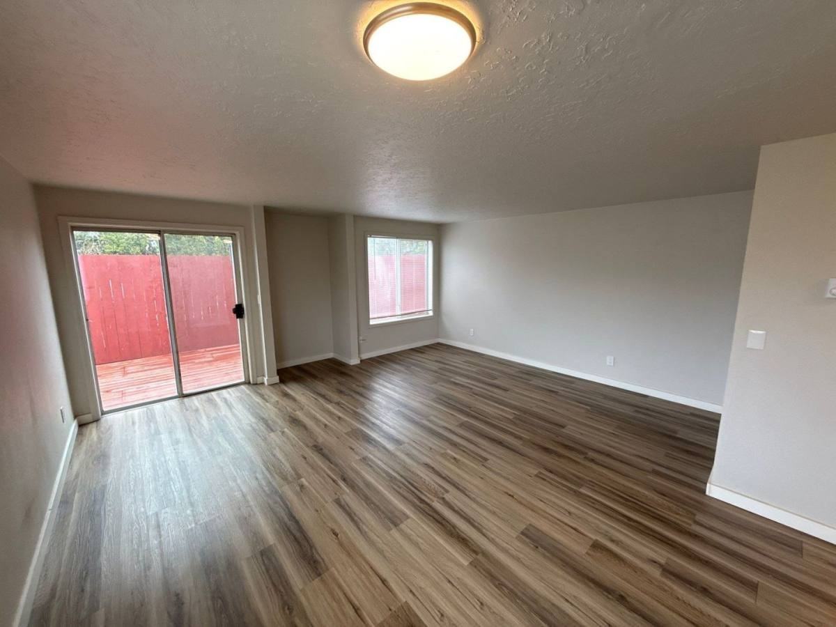 3714 47th Ave Ne - Photo 2 of 10