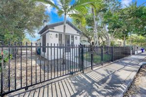 featured image of 52 Nw 47th Ter