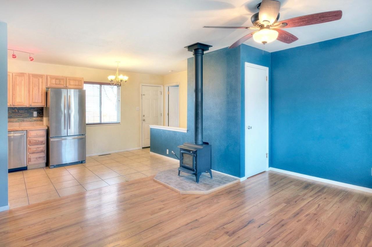 2824 N Arcadia St - Photo 3 of 25