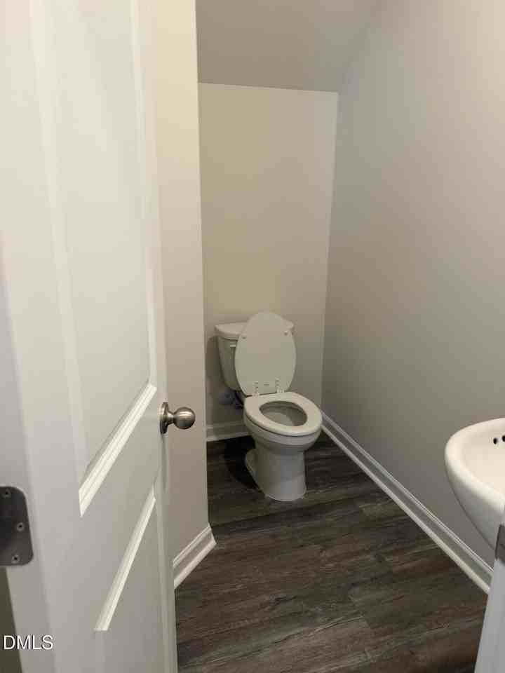 155 Starlight St - Photo 5 of 22