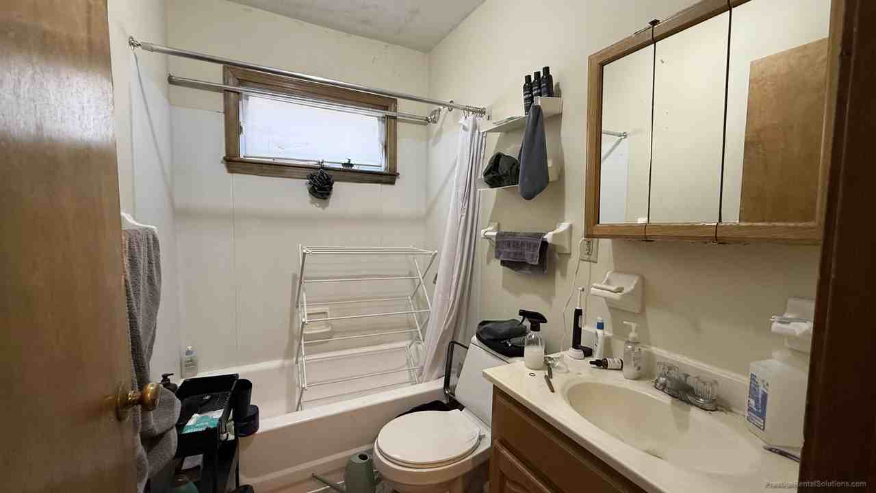 29 Colborne Rd #1 - Photo 3 of 18