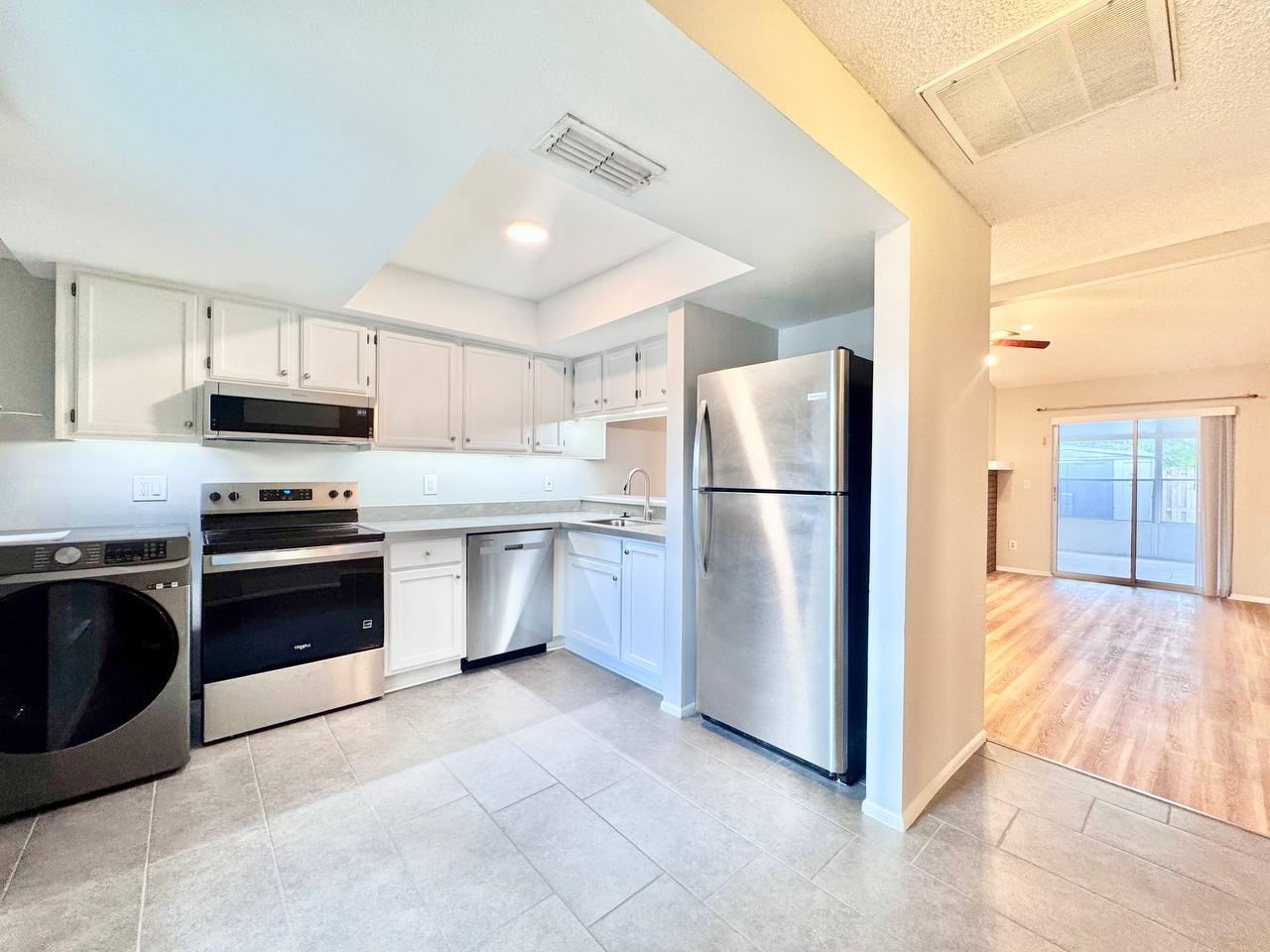 5124 Gainsville Dr - Photo 4 of 27