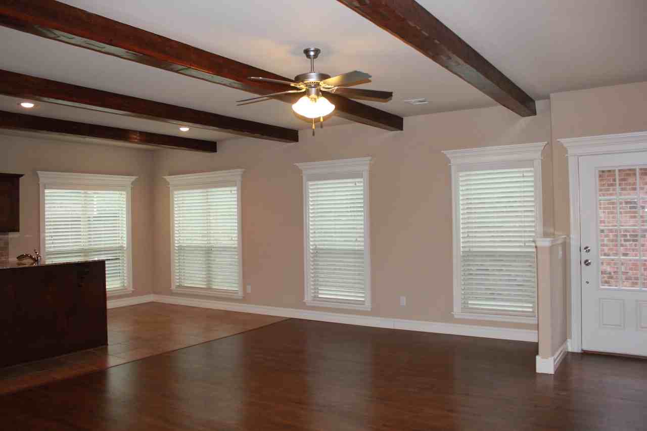 3304 W Oakland St - Photo 2 of 14