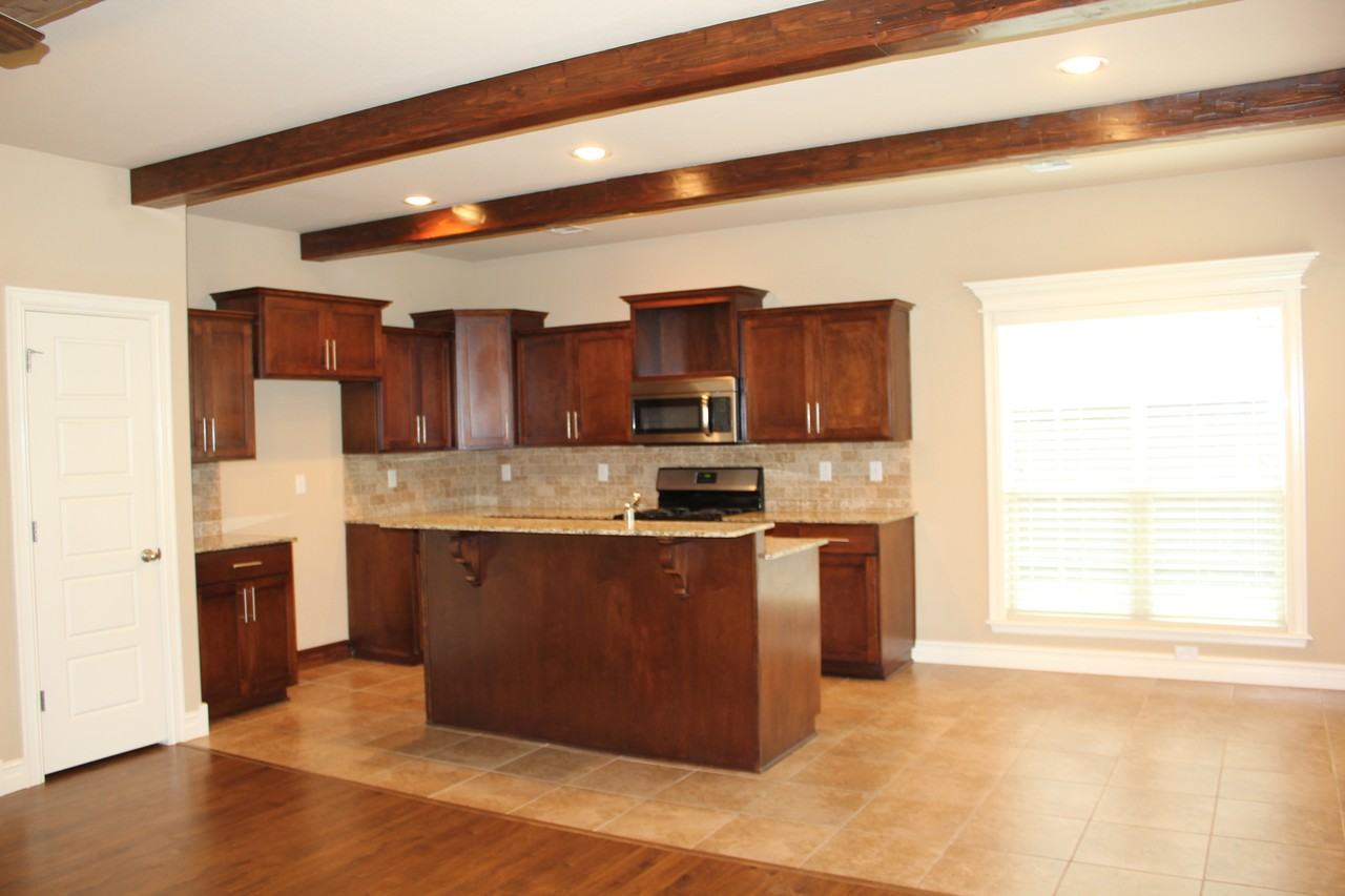 3304 W Oakland St - Photo 3 of 14