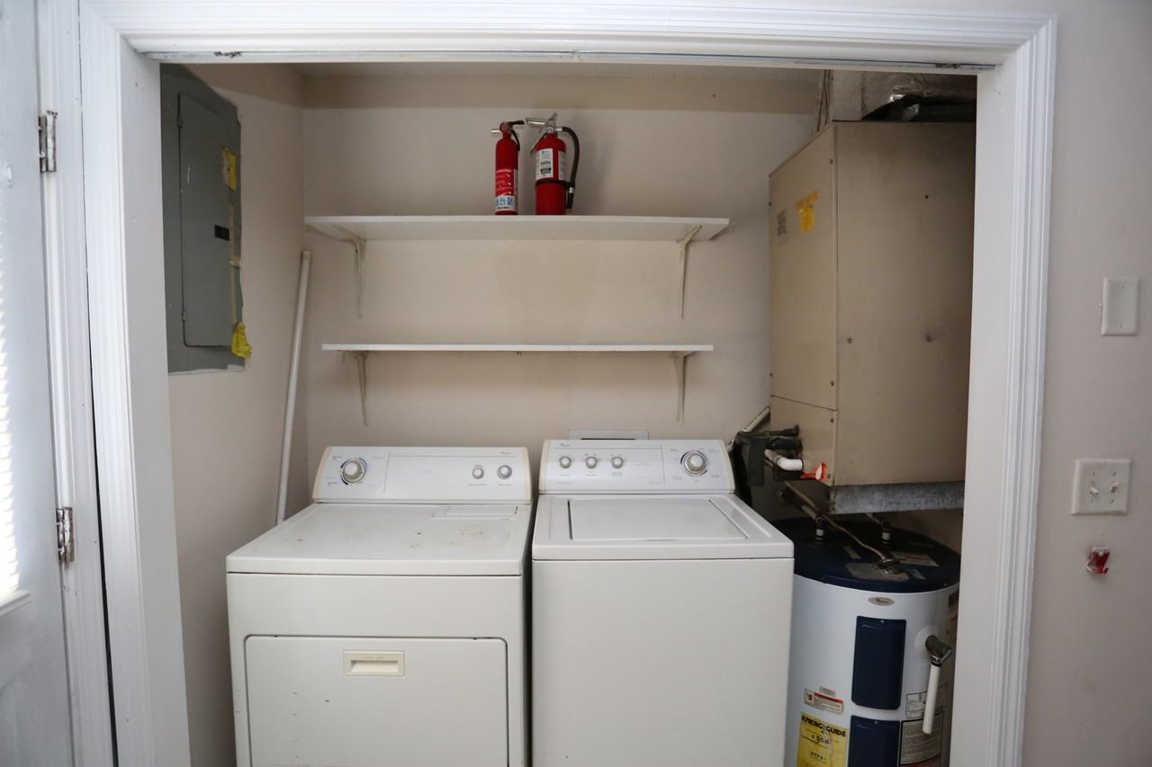 1807 Chandler Rd #10 - Photo 2 of 6