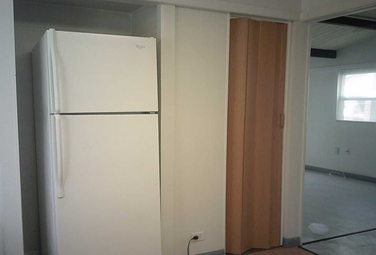 1060 65th St S - Photo 5 of 17