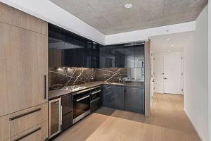 featured image of 196 Orchard St