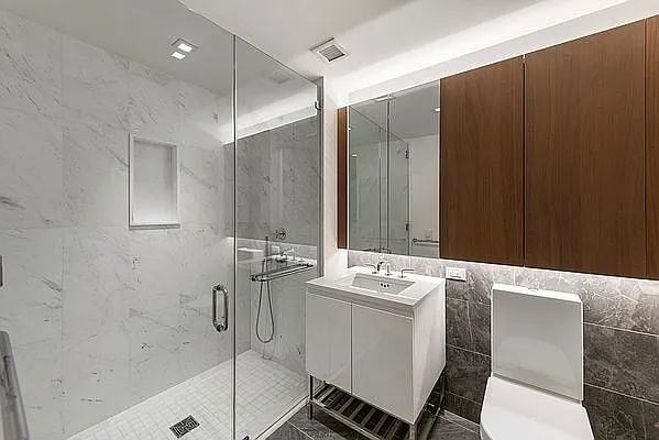 196 Orchard St - Photo 4 of 4