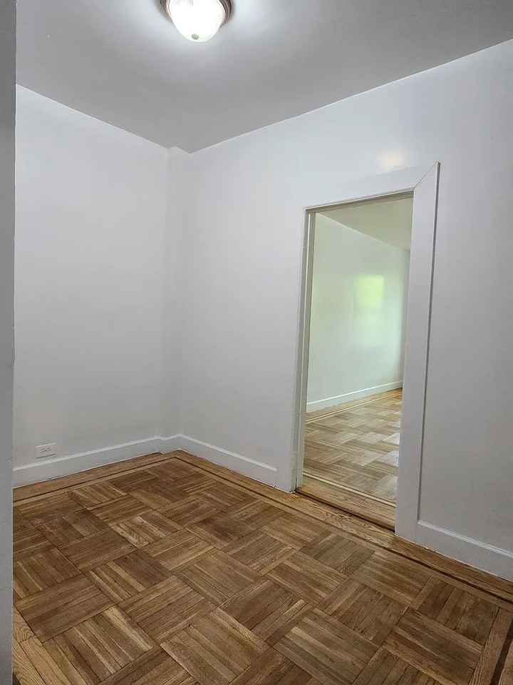 175 E 151St St - Photo 2 of 7