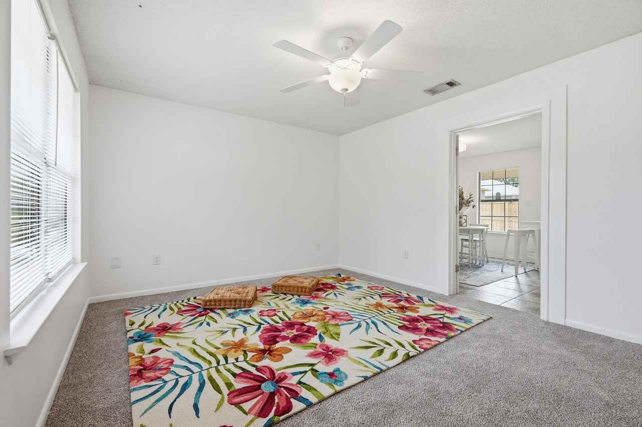 3382 Polly Ln - Photo 7 of 35