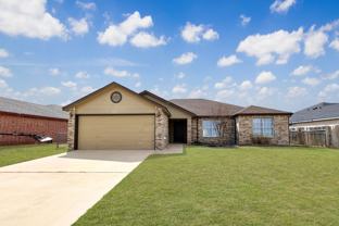 812 Gary Loop - Photo 1 of 1