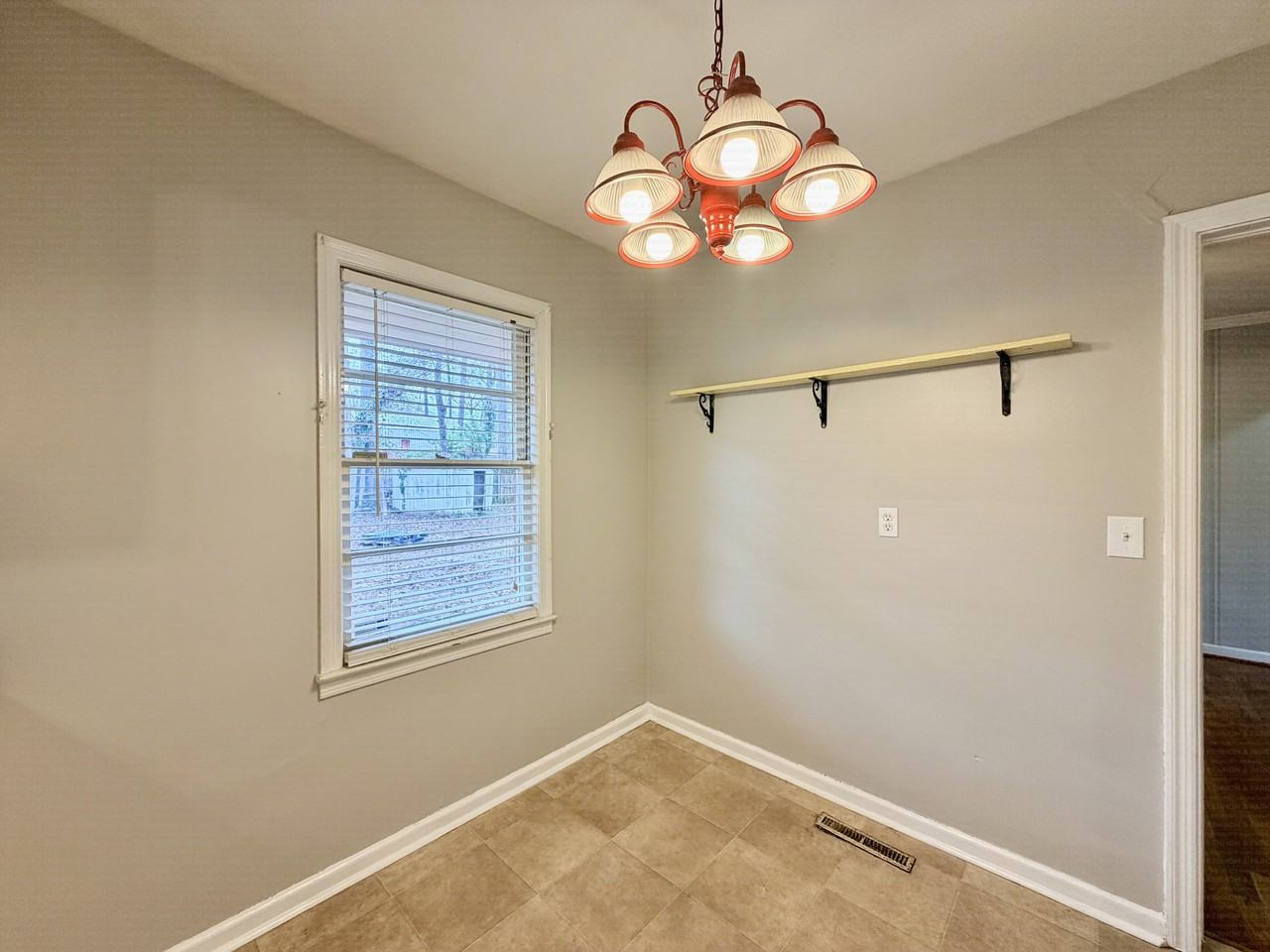 2950 Bellanca St - Photo 6 of 13