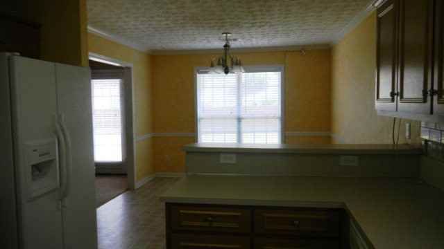 8028 Garrett Pines Dr - Photo 5 of 17