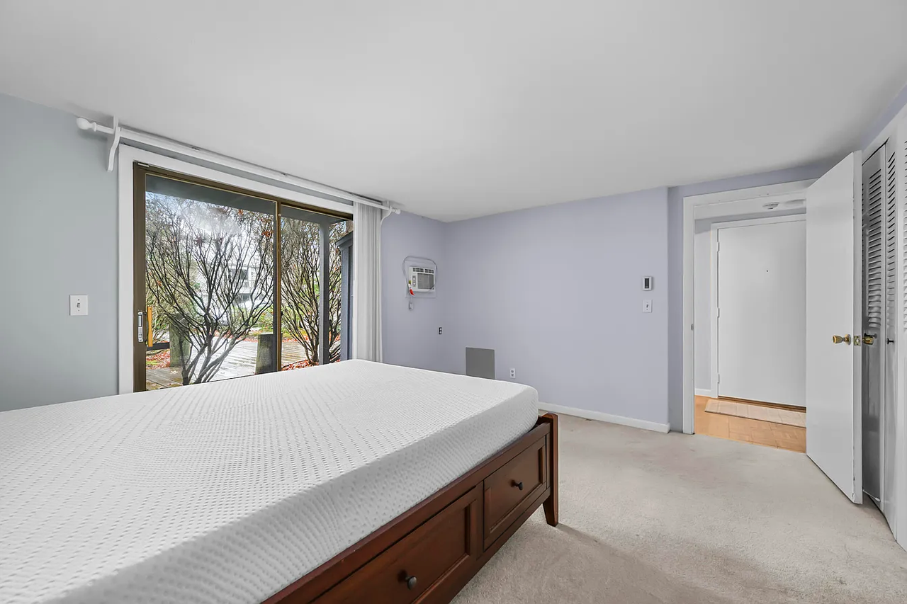 855 W Main St #7 - Photo 6 of 11