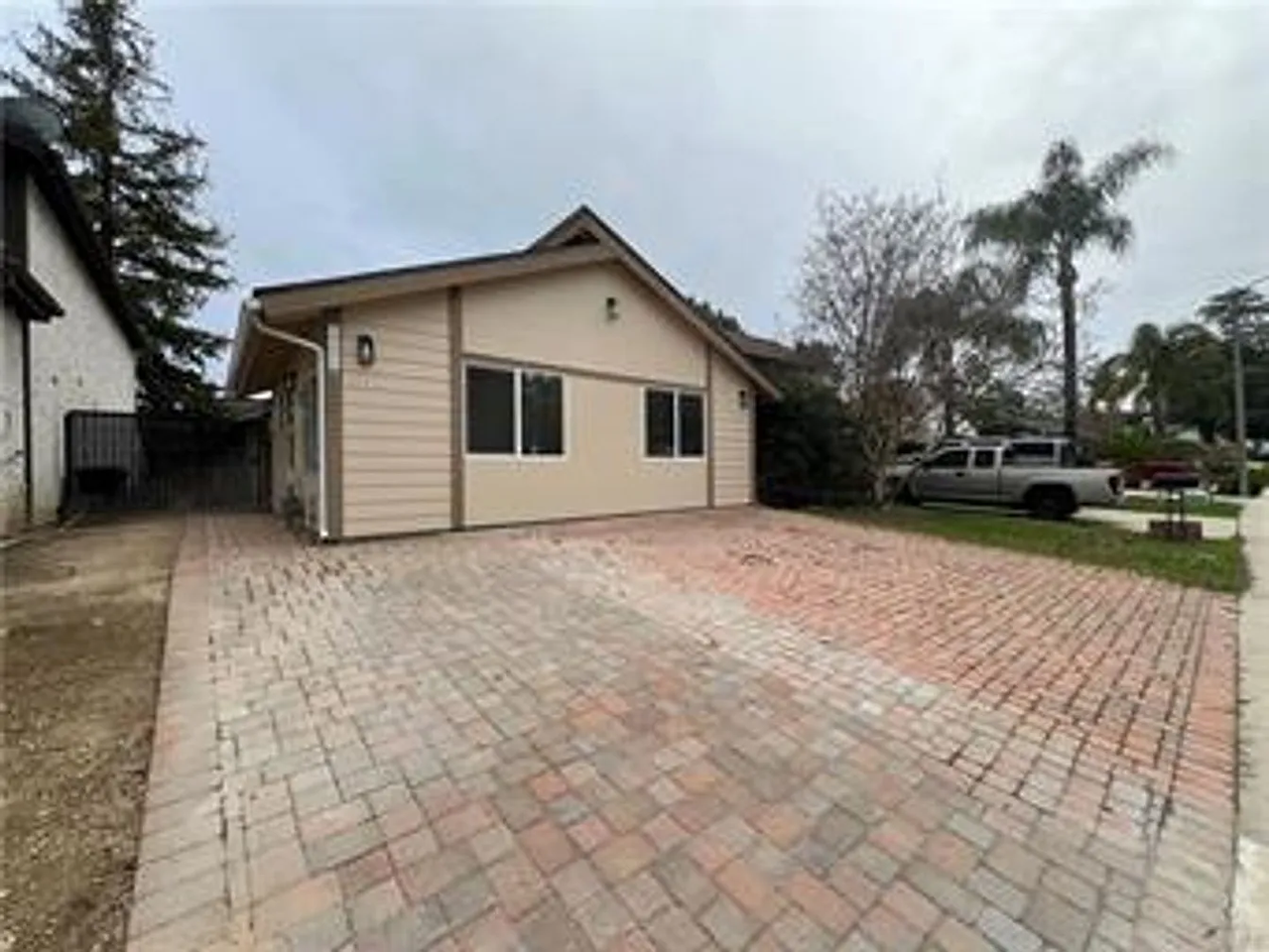 30690 Lakefront Dr #A - Photo 3 of 7