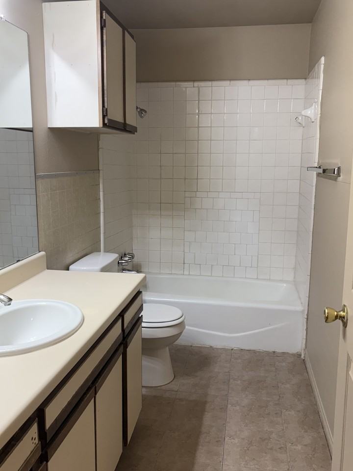 107 Shady Bend Dr - Photo 4 of 8