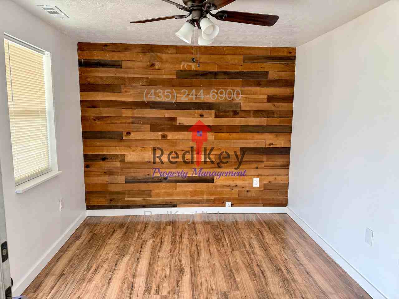 273 N Hale St - Photo 2 of 11